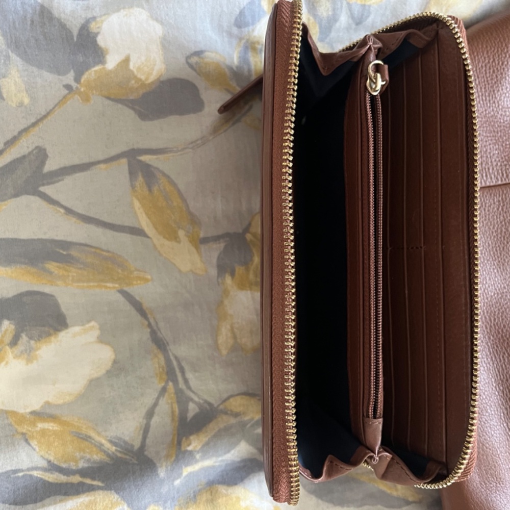 Wallet - Picture 2 of 3
